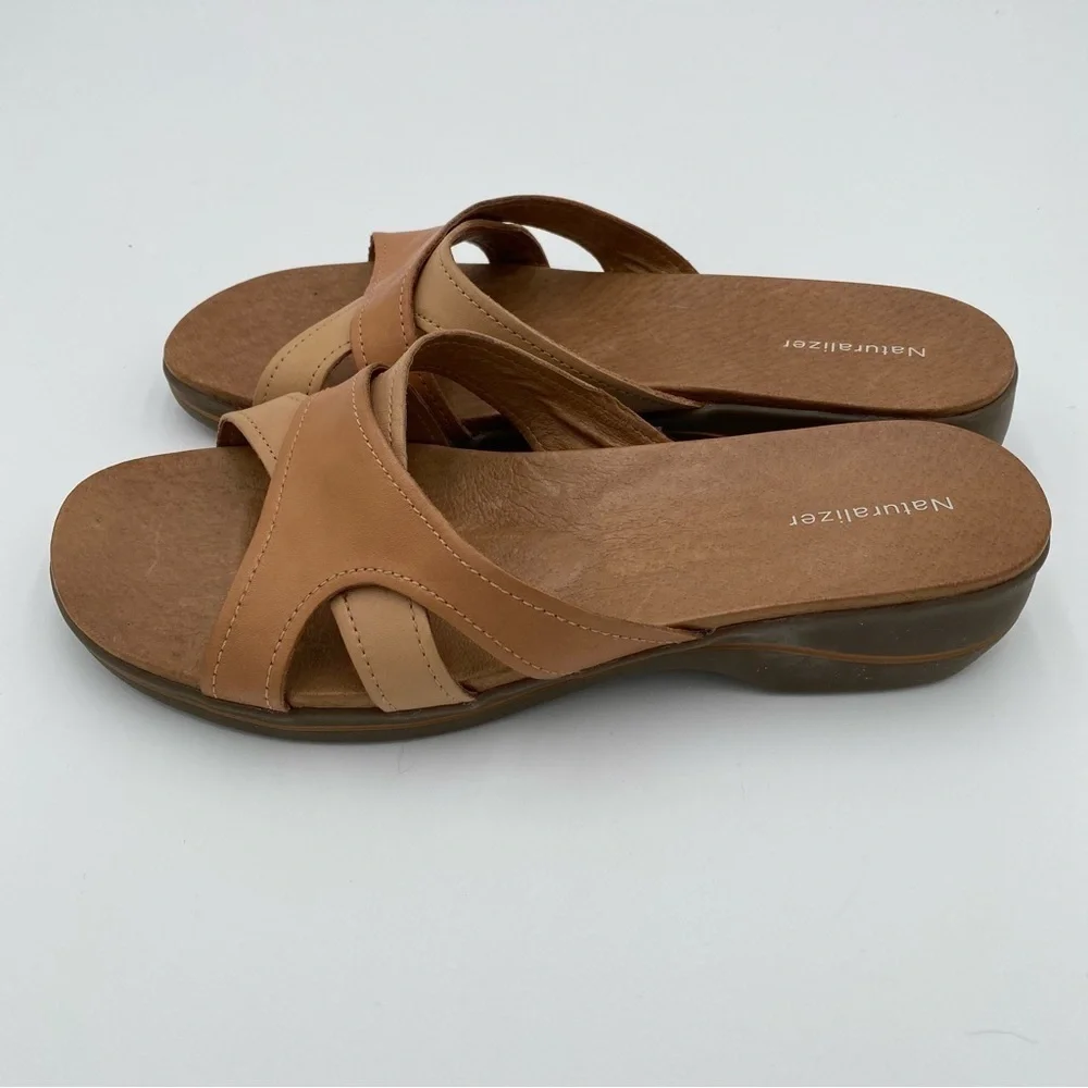 Naturalizer Jean Leather Two Tone Brown Slip On Comfort‎ Sandals Shoes 11 (NWOT)
